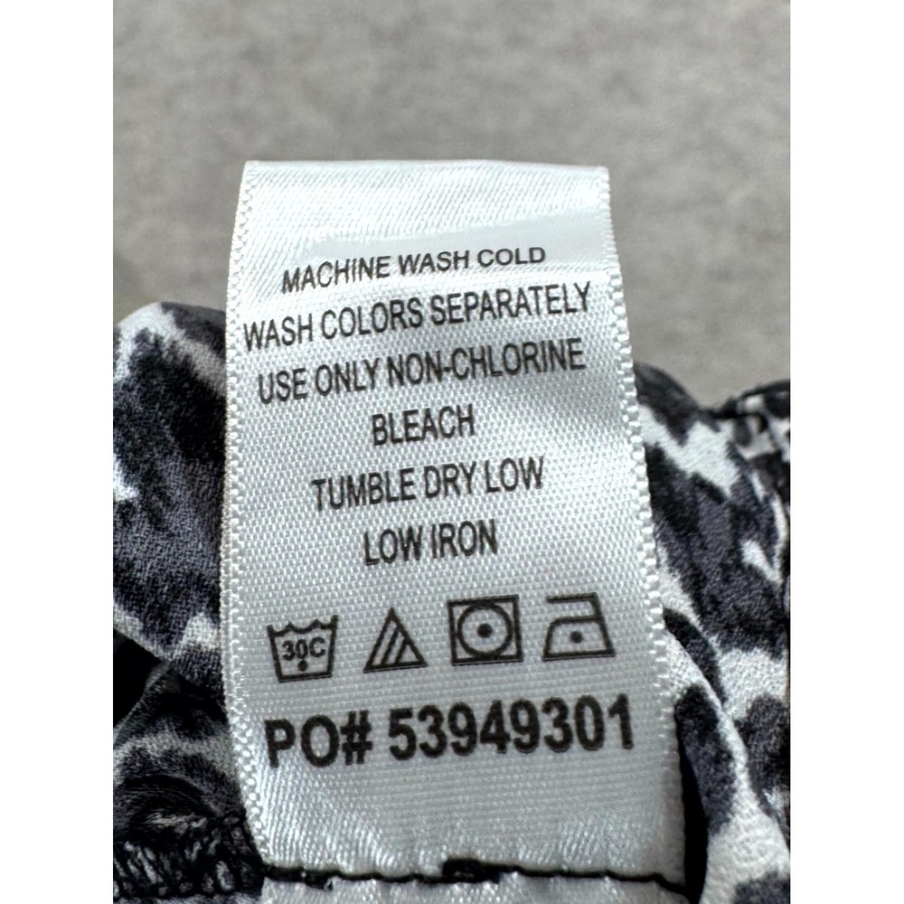 Catherines Blouse Shirt Womens 5X Black White Animal Print Casual Button Front - Picture 6 of 14